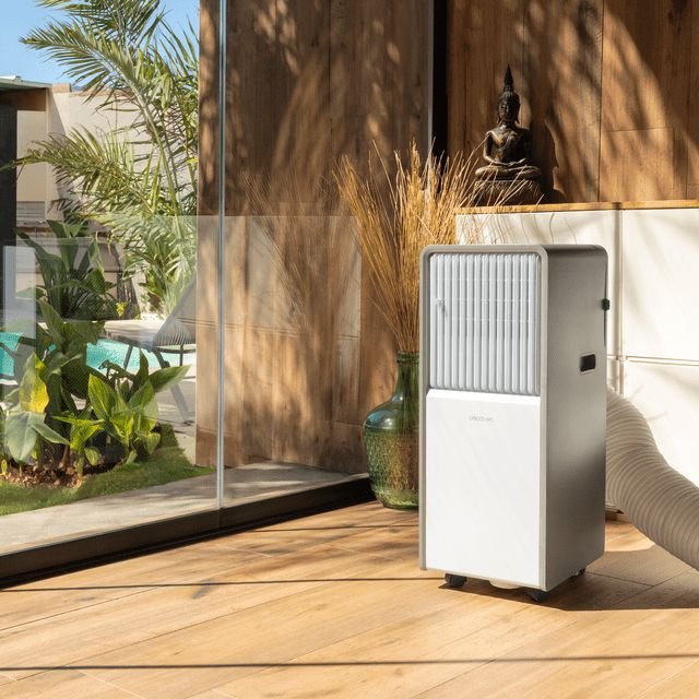 ForceClima 12650 Style Heating Climatiseur portatif de 12000 BTU avec pompe à chaleur pour une utilisation tout au long de l'année, télécommande et contrôle tactile pour un confort total. – Image 3